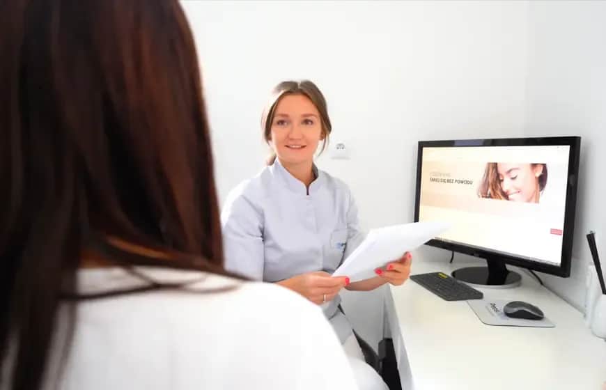 Czy prywatny dentysta może wystawić L4? Sprawdź, zanim pójdziesz do gabinetu
