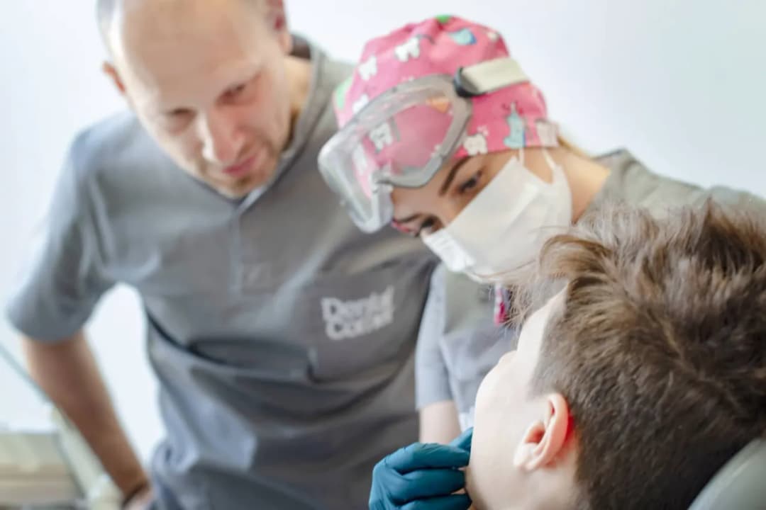 Ile kosztuje leczenie zębów pod narkozą? Poznaj szczegóły cenowe