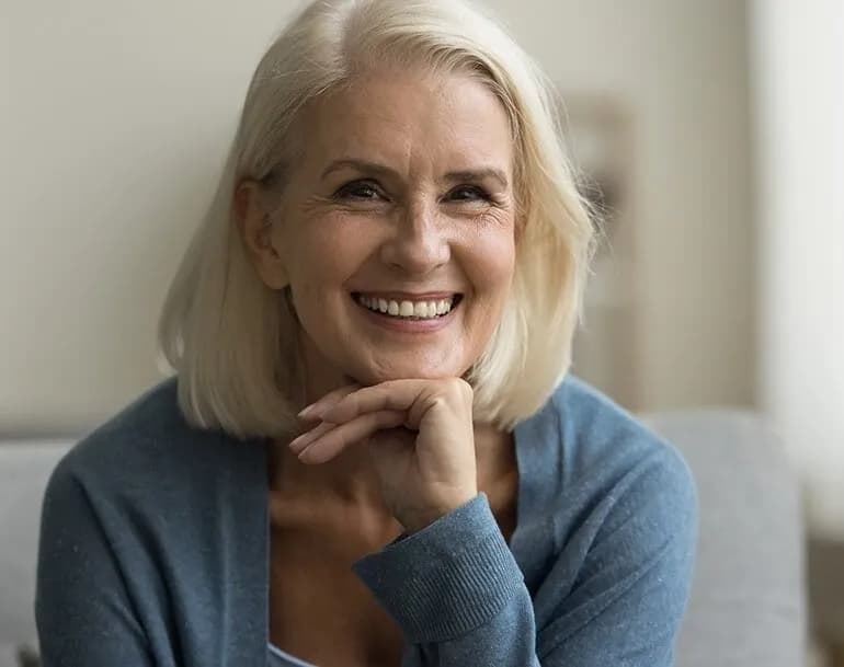 Kiedy przechodzi się menopauzę? Zrozumienie objawów i etapów życia